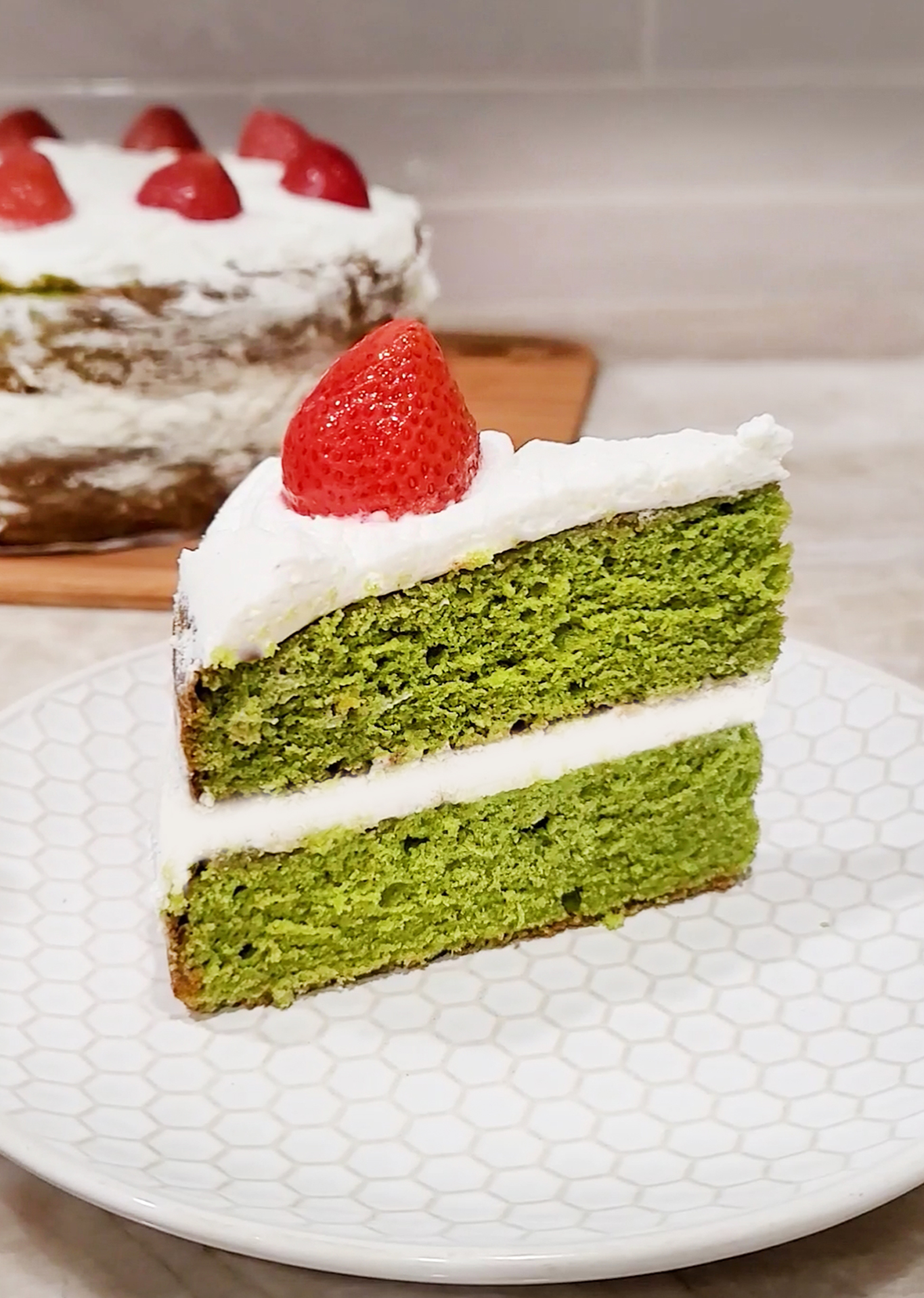 Light and Fluffy Matcha Cake