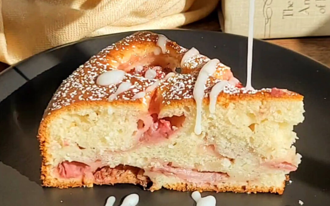 Strawberry Vanilla Yogurt Cake